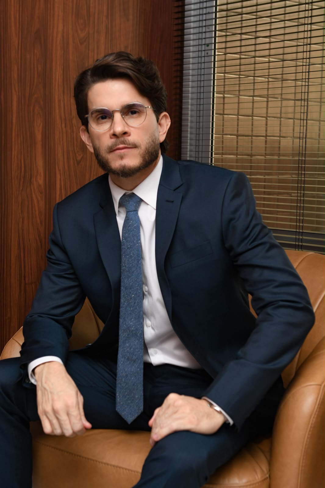 Retrato profissional de Dr. Thiago Evangelista
